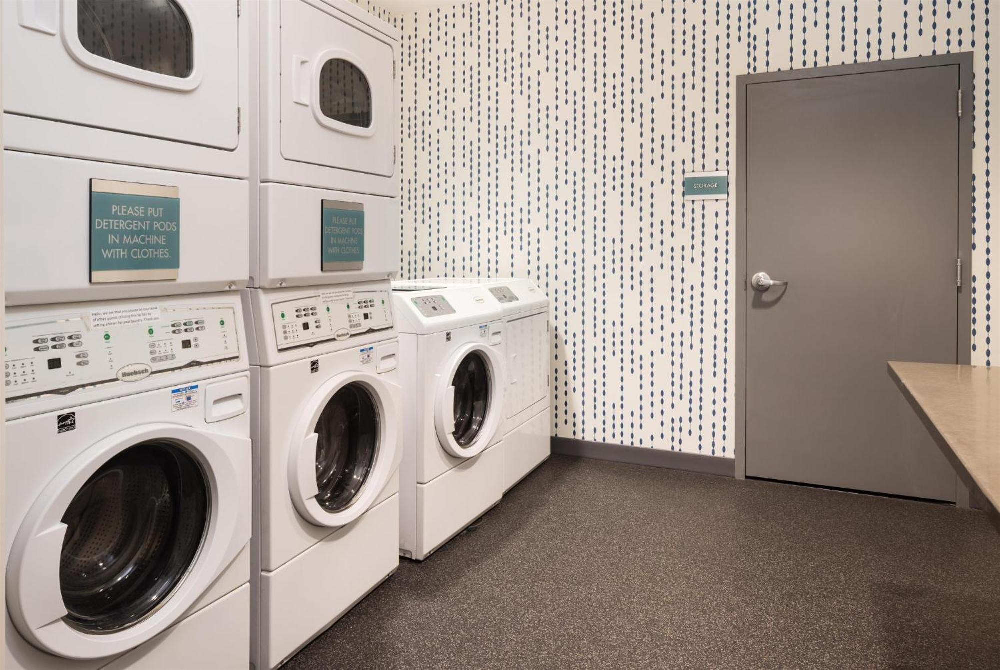 Home2 Suites By Hilton Roseville Minneapolis Экстерьер фото