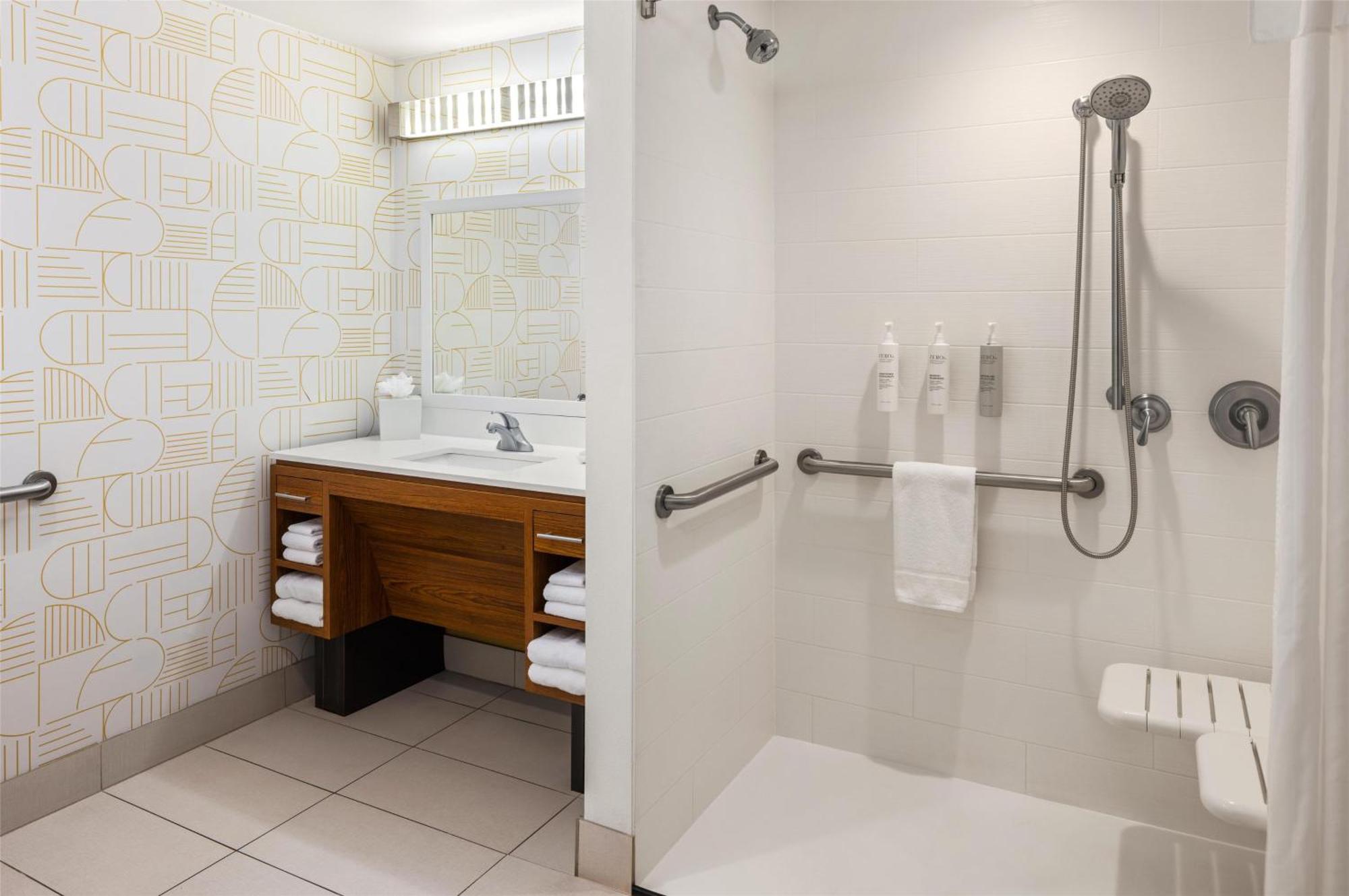 Home2 Suites By Hilton Roseville Minneapolis Экстерьер фото